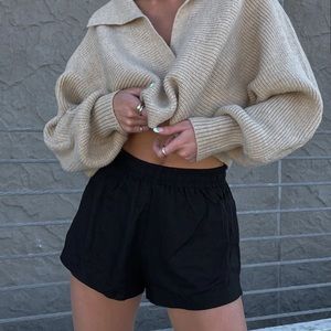 Distant Shorts Black - Princess Polly